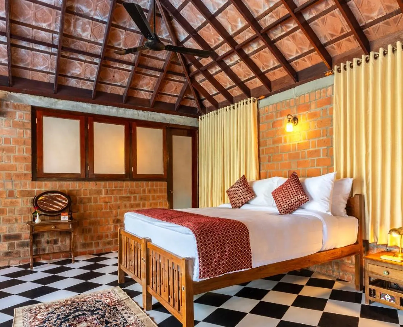 Ama Stays & Trails Lily Pad, Kumarakom Kottayam